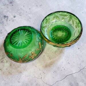 US Glass Delaware Pattern EAPG Emerald Green Gold Accent Cupped Bowl Set Of 2
